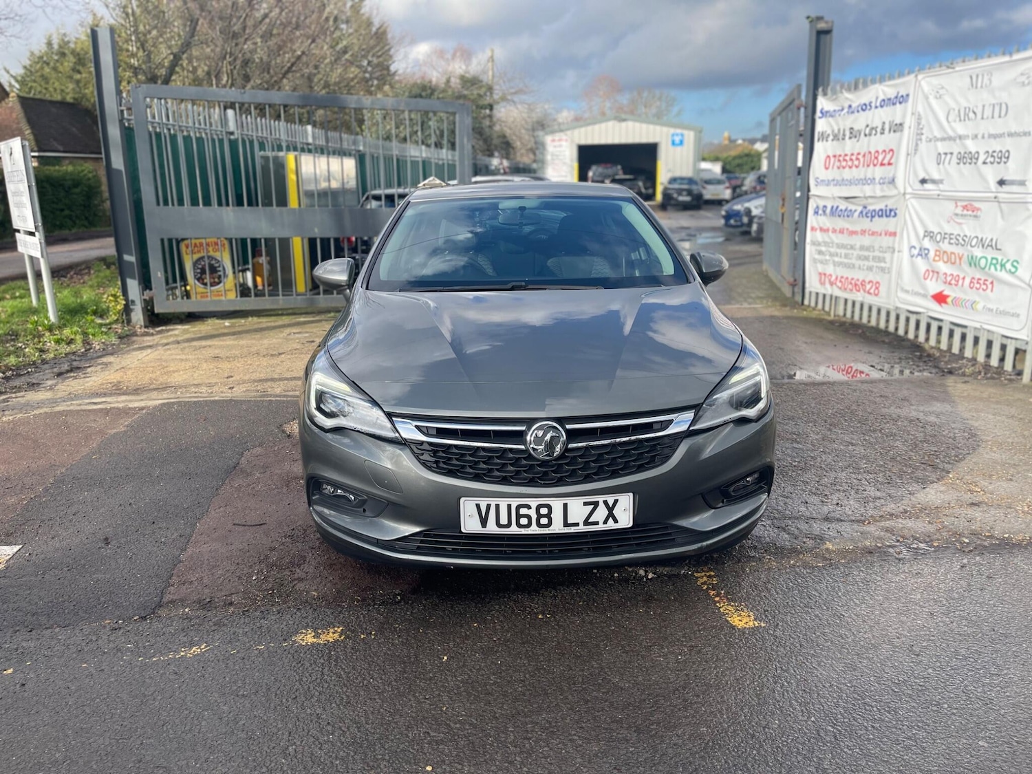 Used Vauxhall Astra 2018 for sale - 77469322: Photo 2
