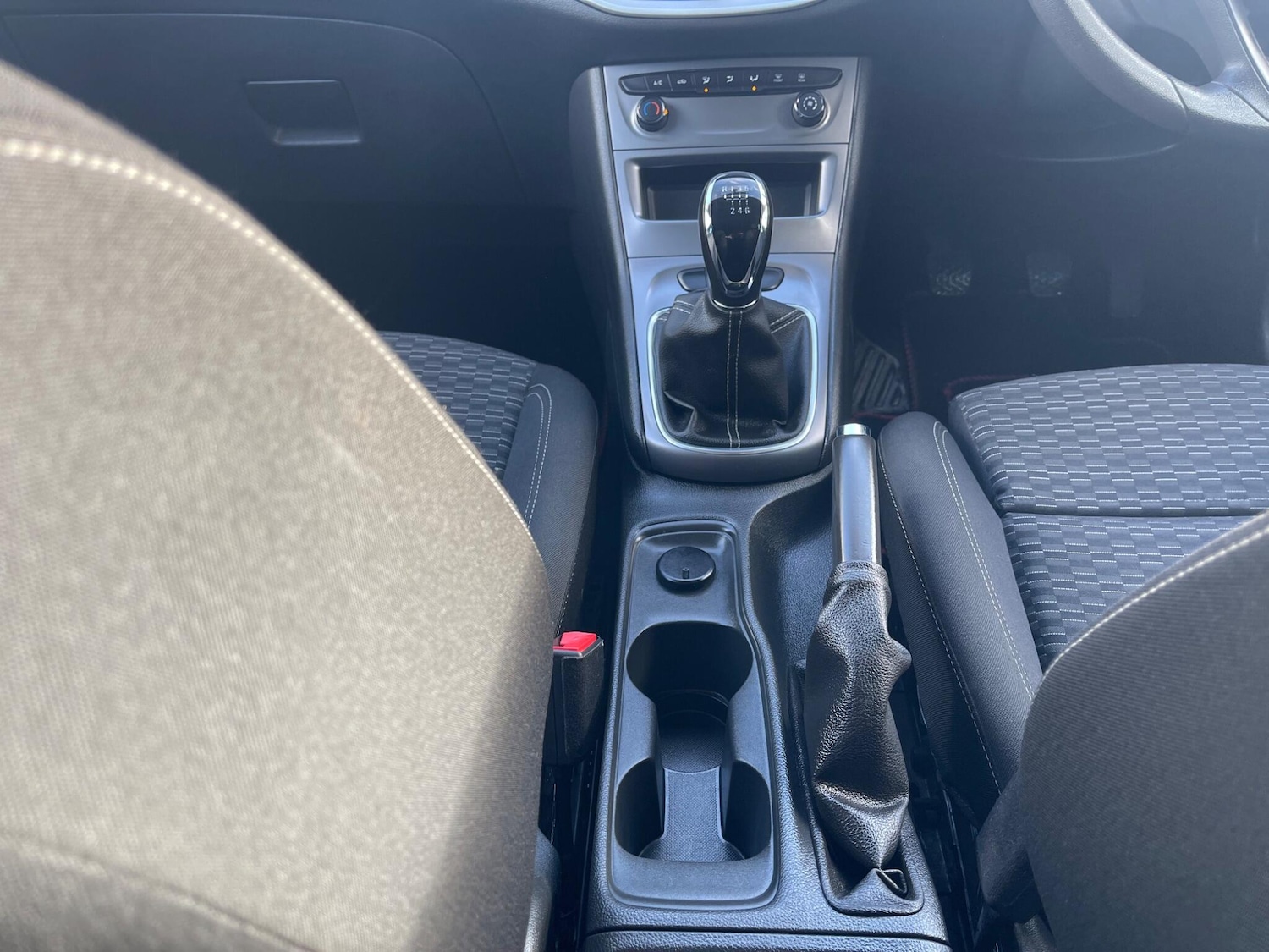 Used Vauxhall Astra 2018 for sale - 77469322: Photo 25