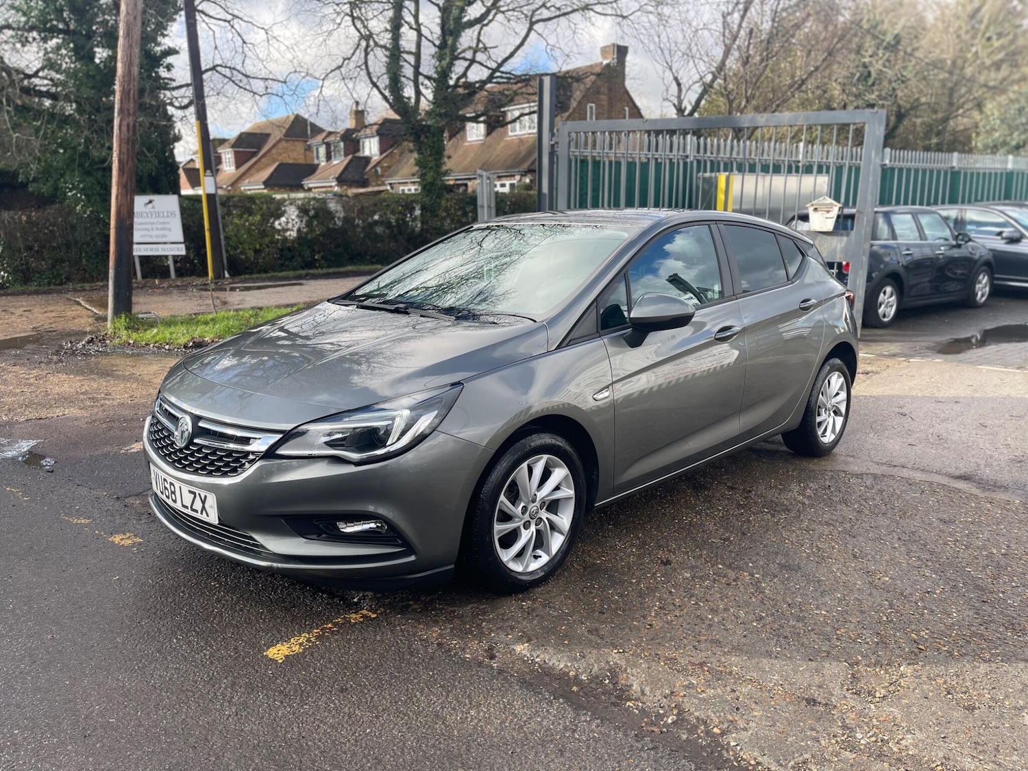 Used Vauxhall Astra 2018 for sale - 77469322: Photo 3