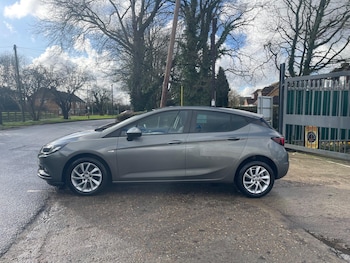 Used Vauxhall Astra 2018 for sale - 77469322: Photo