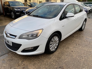 Used Vauxhall Astra 2012 for sale - 77358481: Photo