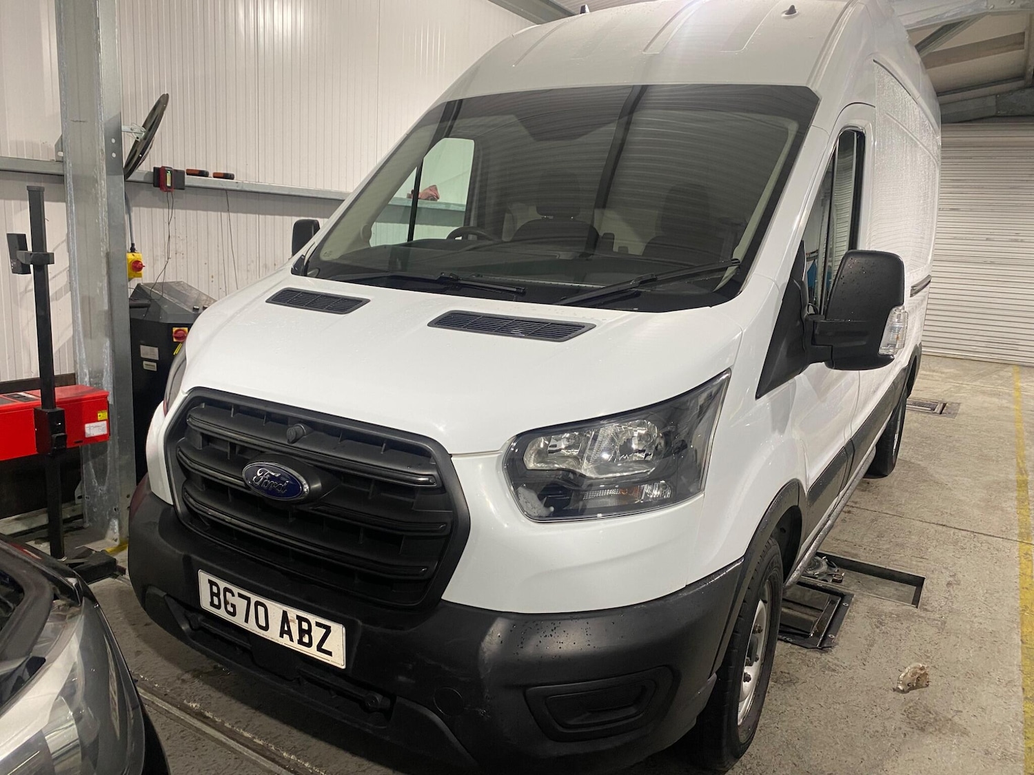 Used Ford Transit 2020 for sale - 76992078: Photo 2