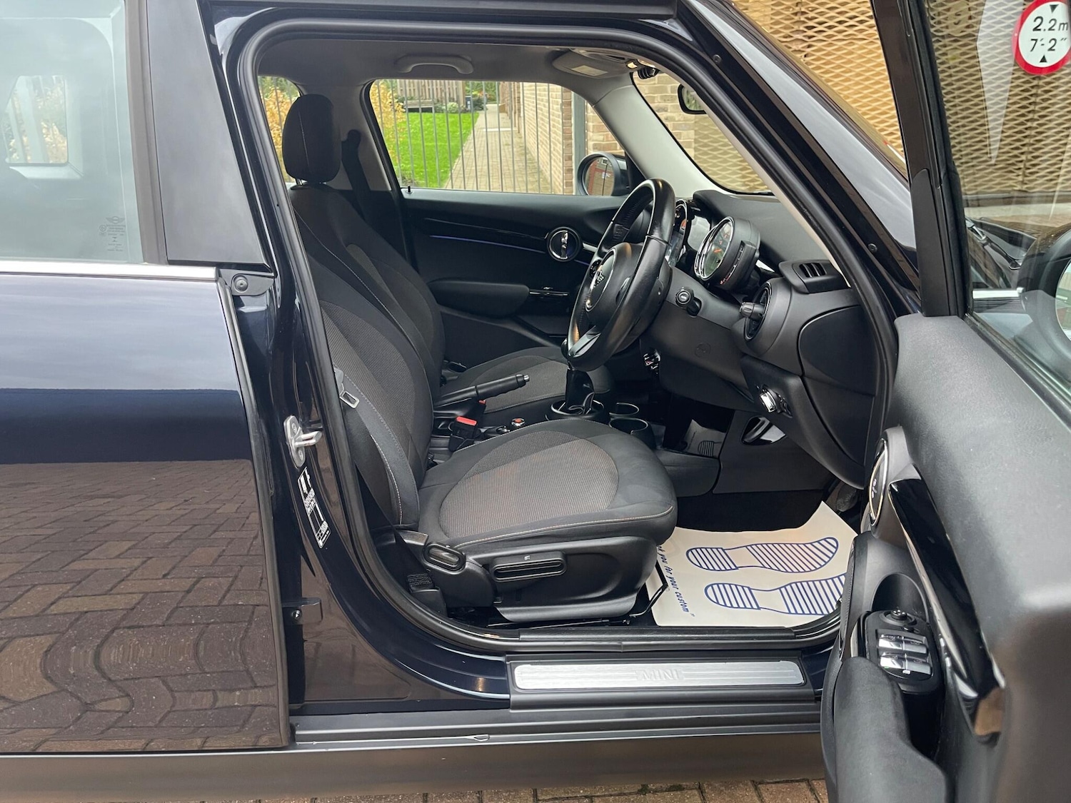 Used MINI Hatch 2021 for sale - 77799351: Photo 31