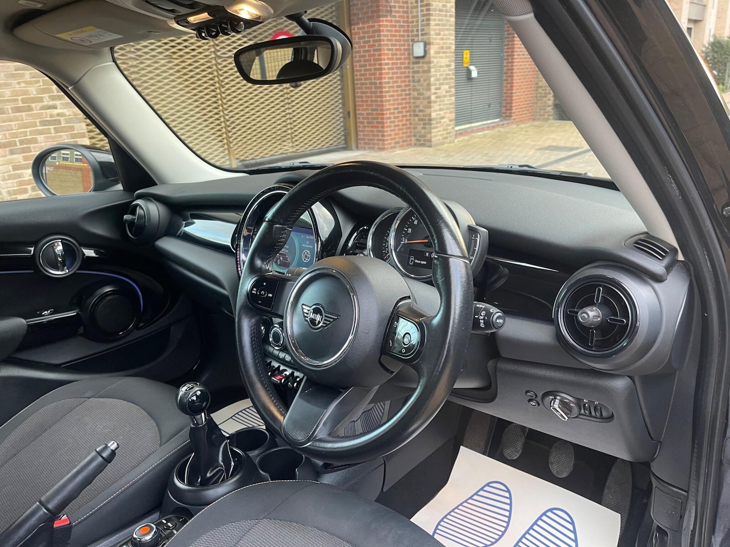 Used MINI Hatch 2021 for sale - 77799351: Photo 9