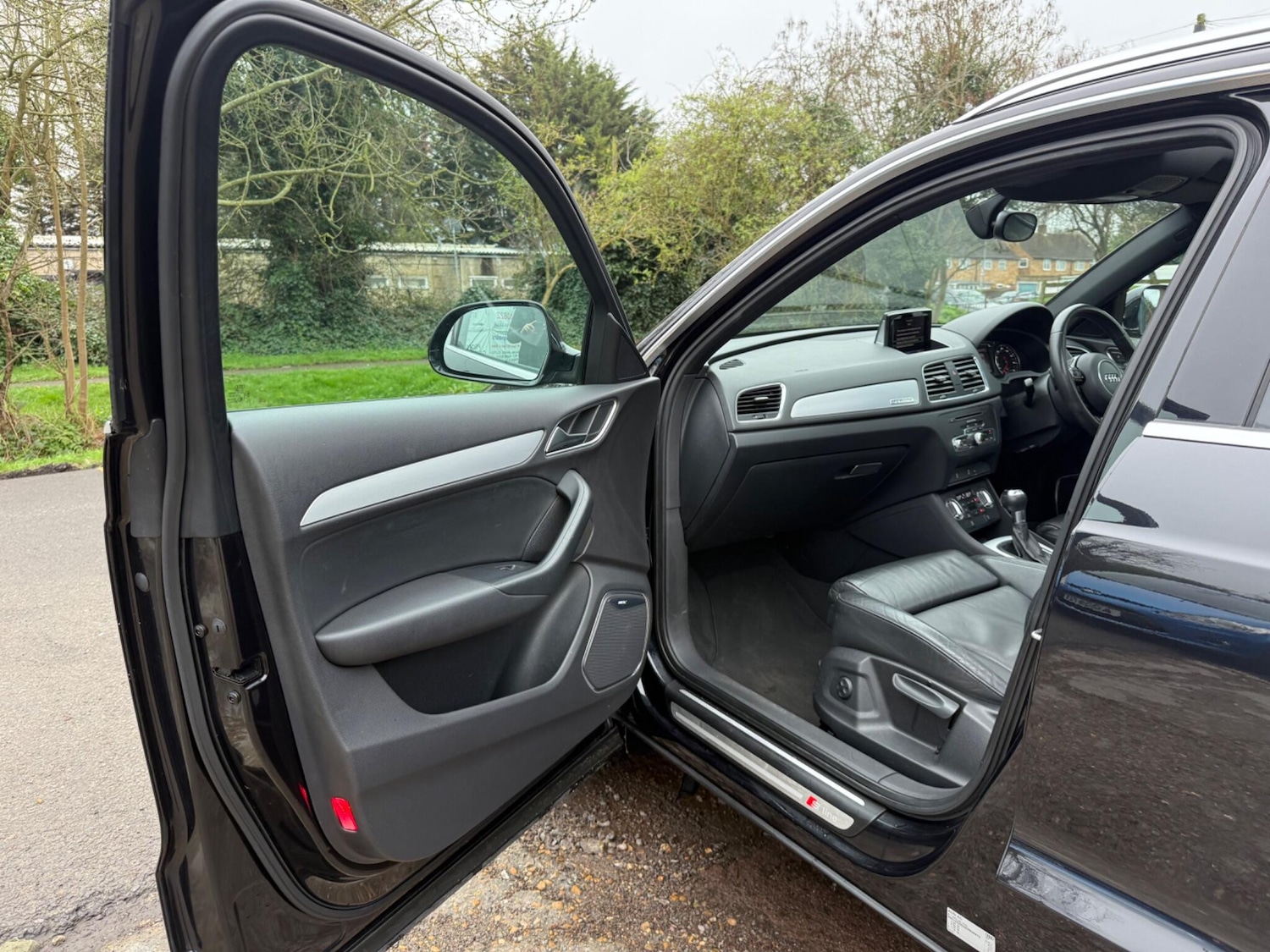 Used Audi Q3 2013 for sale - 77794196: Photo 23