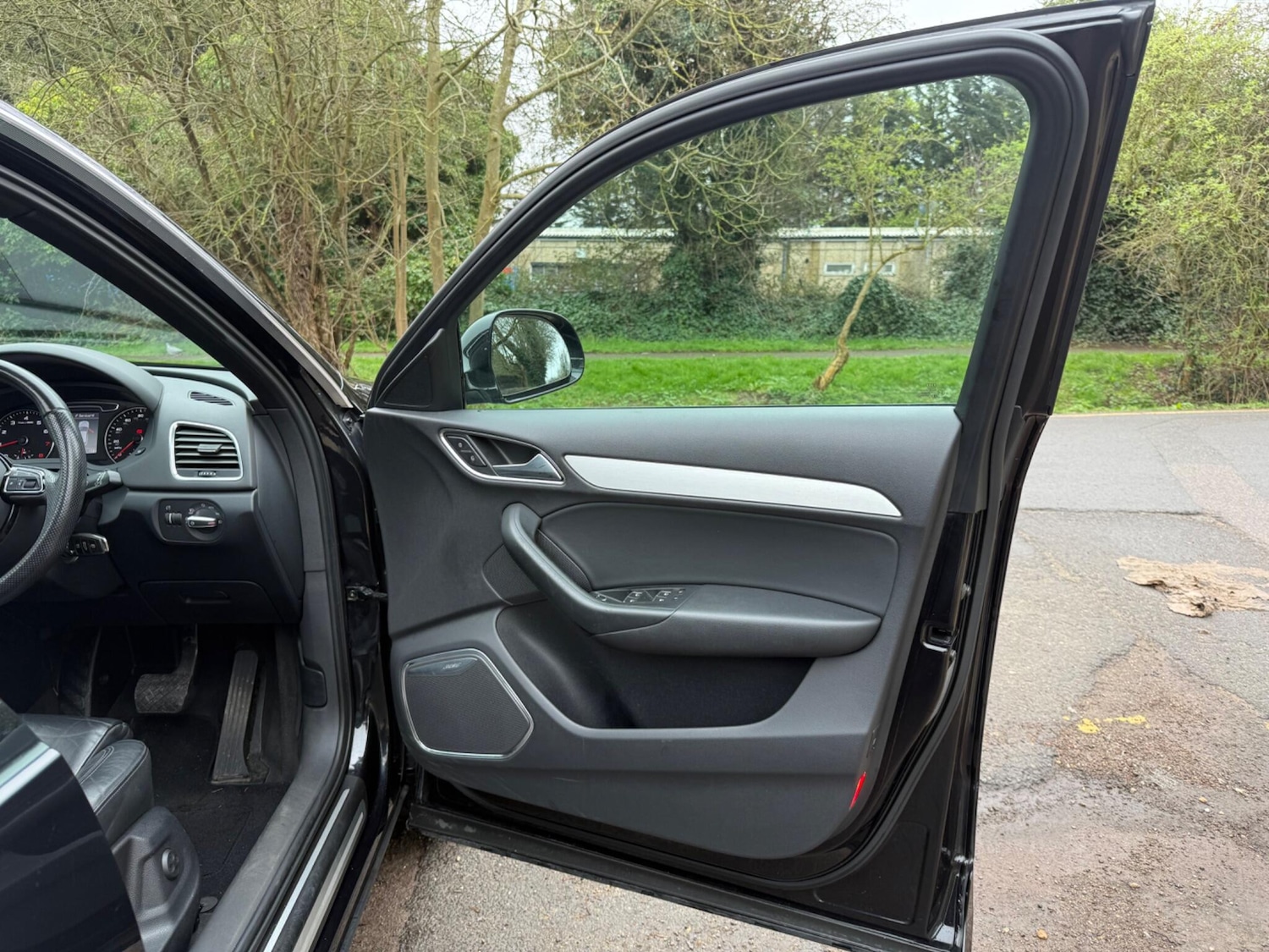 Used Audi Q3 2013 for sale - 77794196: Photo 25