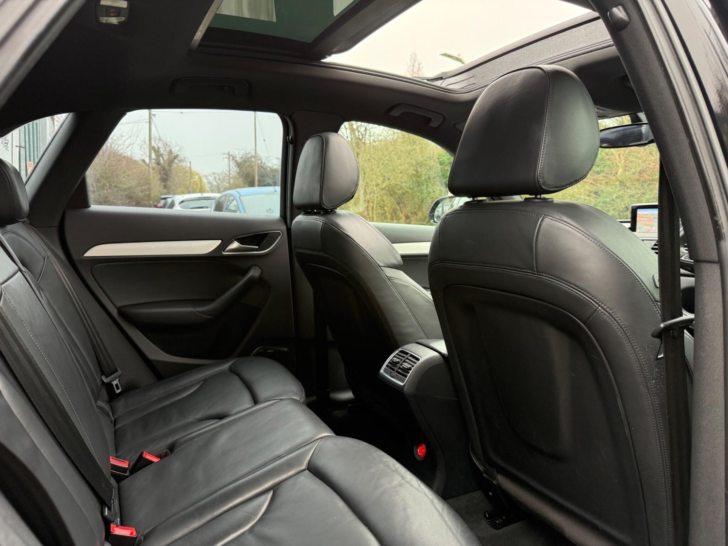 Used Audi Q3 2013 for sale - 77794196: Photo 27