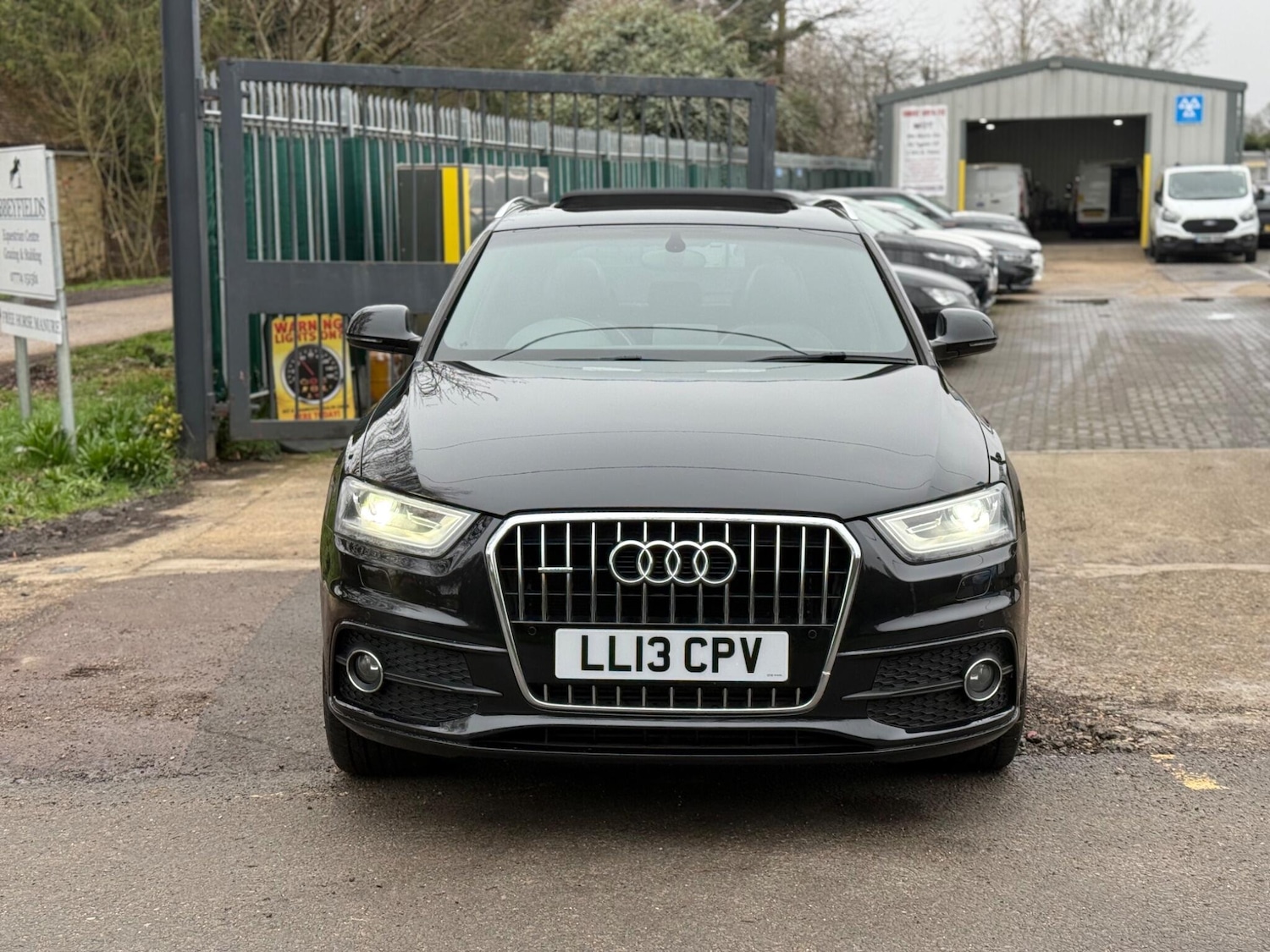 Used Audi Q3 2013 for sale - 77794196: Photo 3