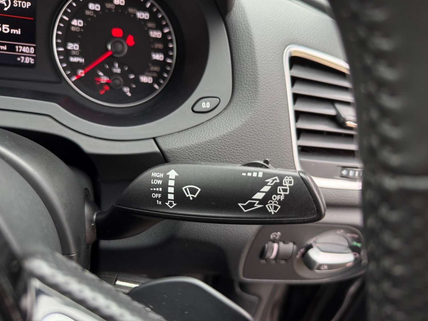 Used Audi Q3 2013 for sale - 77794196: Photo 39