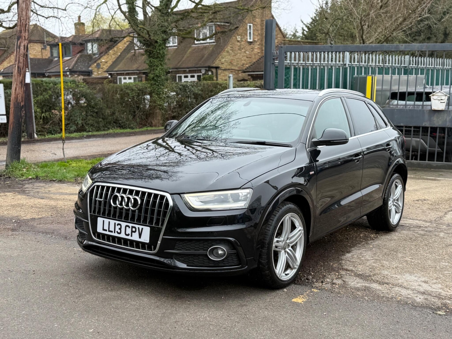Used Audi Q3 2013 for sale - 77794196: Photo 54