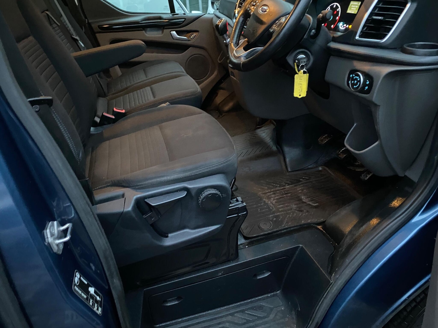 Used Ford Transit Custom for sale - 78116232: Photo 36