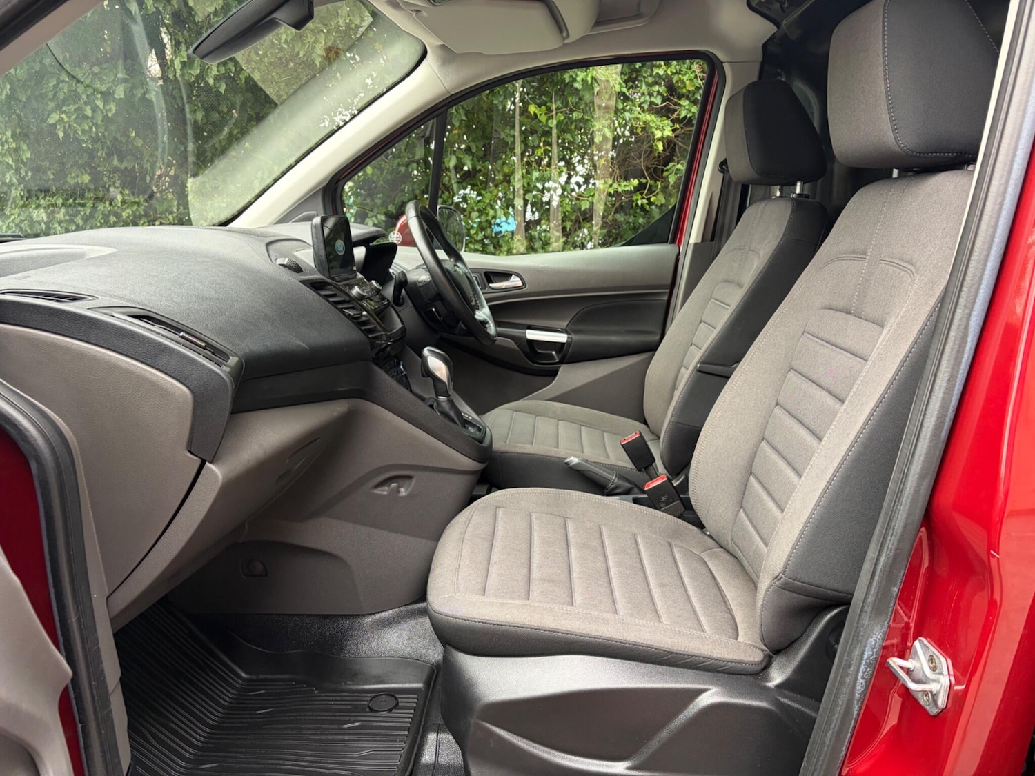 Used Ford Transit Connect 2019 for sale - 77633834: Photo 42