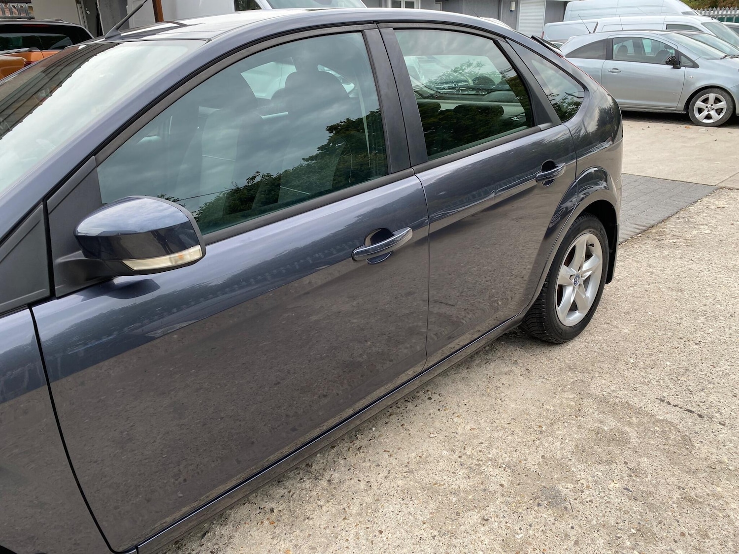 Used Ford Focus 2010 for sale - 76108822: Photo 10
