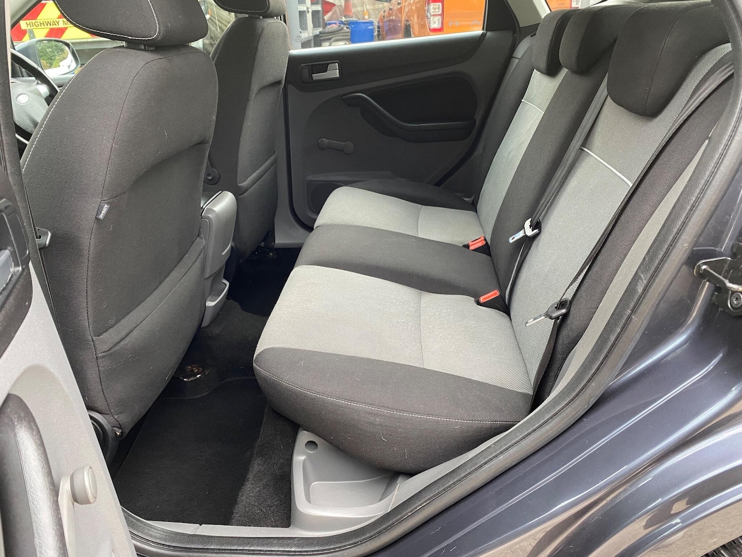 Used Ford Focus 2010 for sale - 76108822: Photo 30