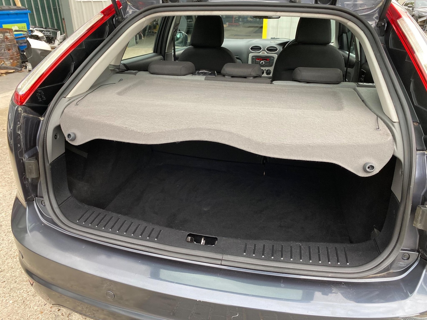 Used Ford Focus 2010 for sale - 76108822: Photo 33