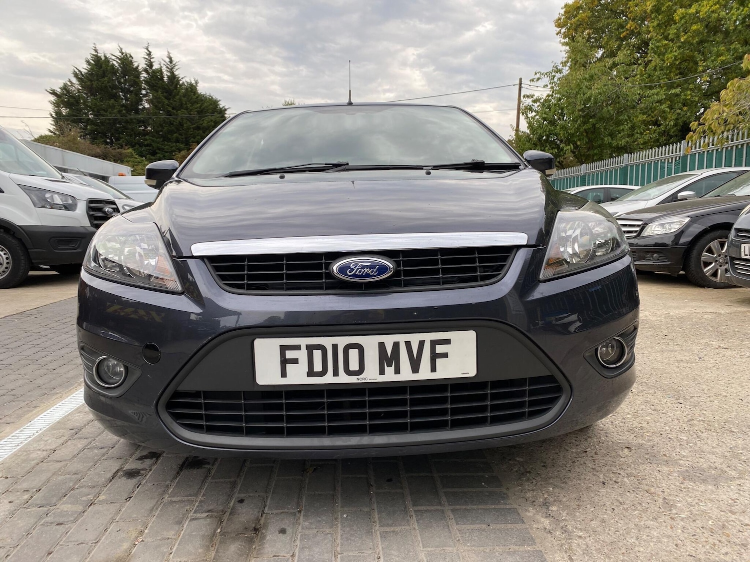Used Ford Focus 2010 for sale - 76108822: Photo 7