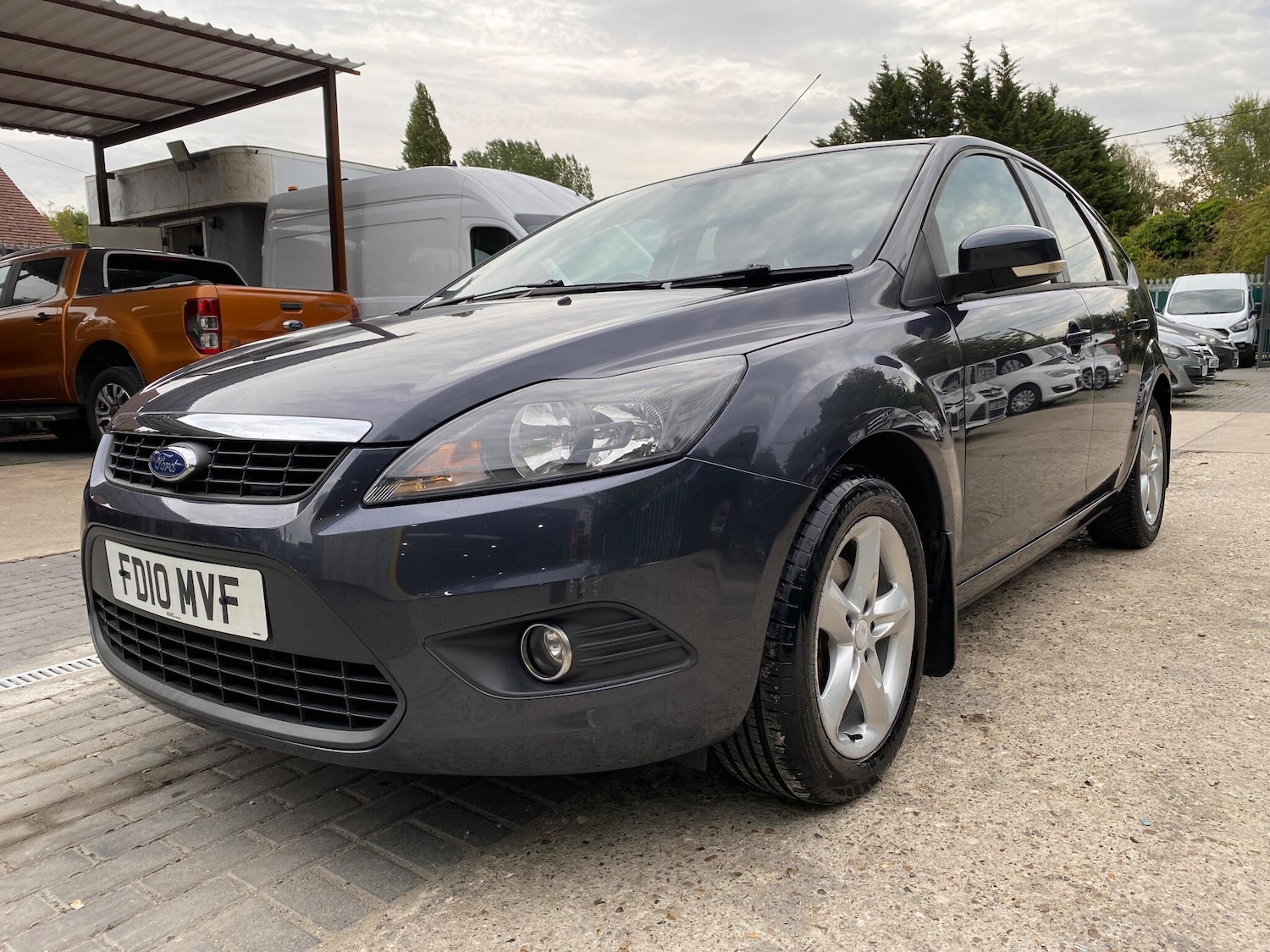 Used Ford Focus 2010 for sale - 76108822: Photo 8