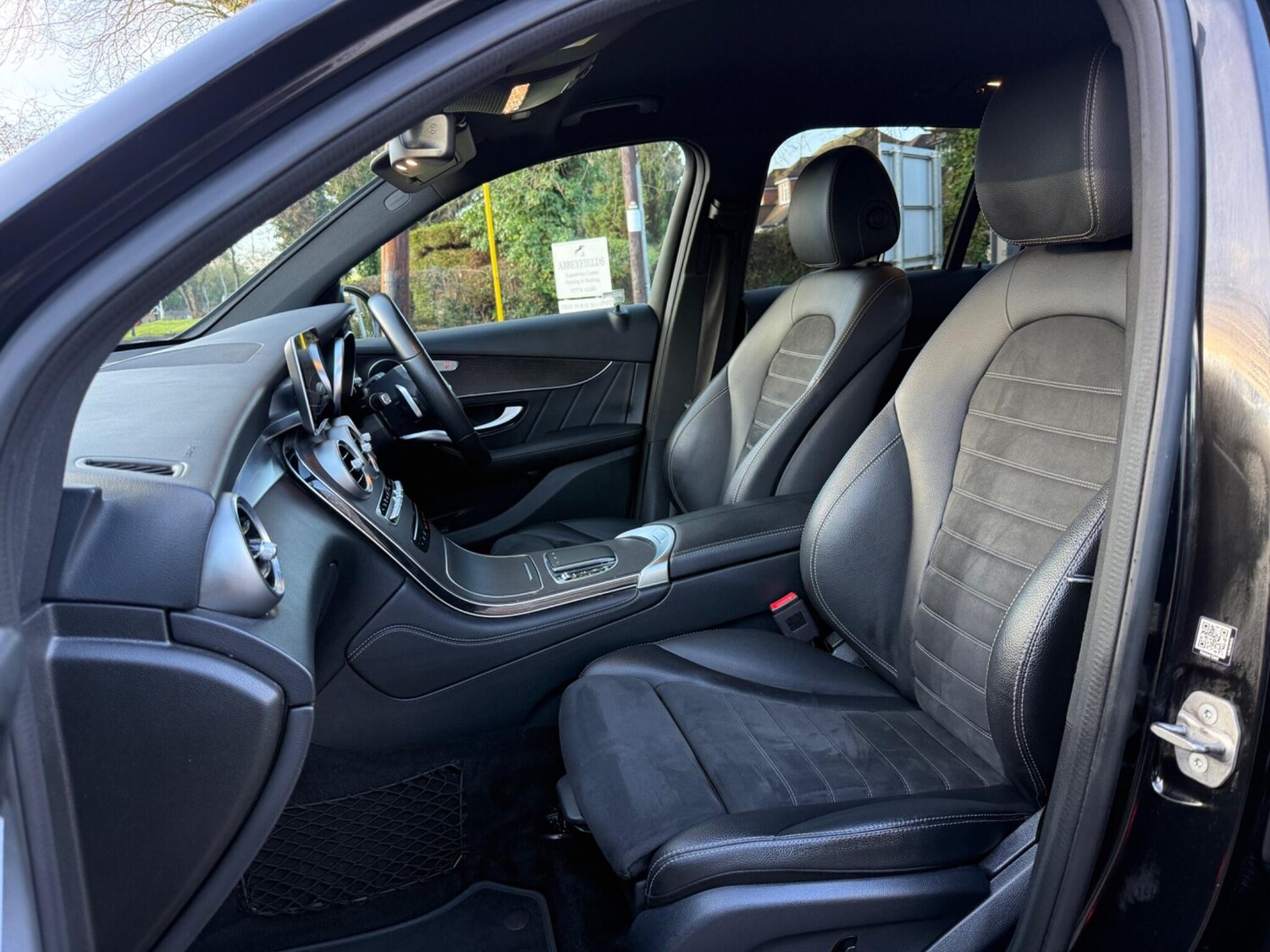 Used Mercedes-Benz GLC 2019 for sale - 77468280: Photo 25