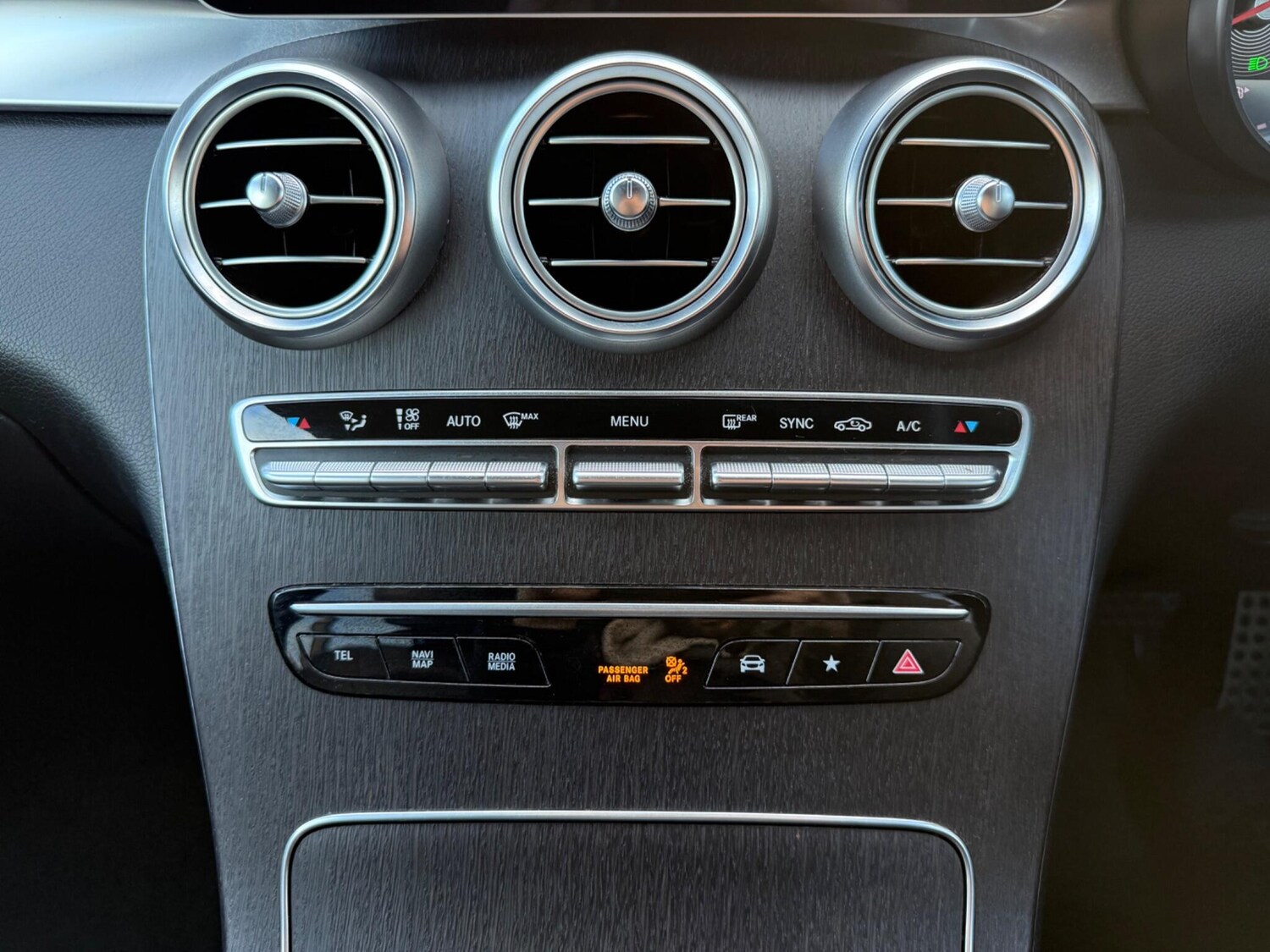 Used Mercedes-Benz GLC 2019 for sale - 77468280: Photo 48