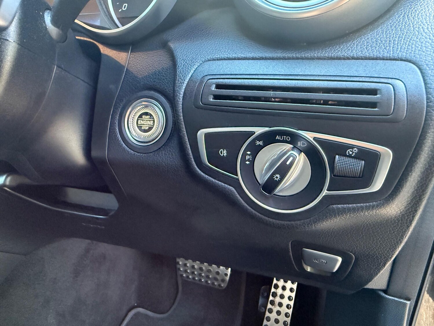 Used Mercedes-Benz GLC 2019 for sale - 77468280: Photo 50