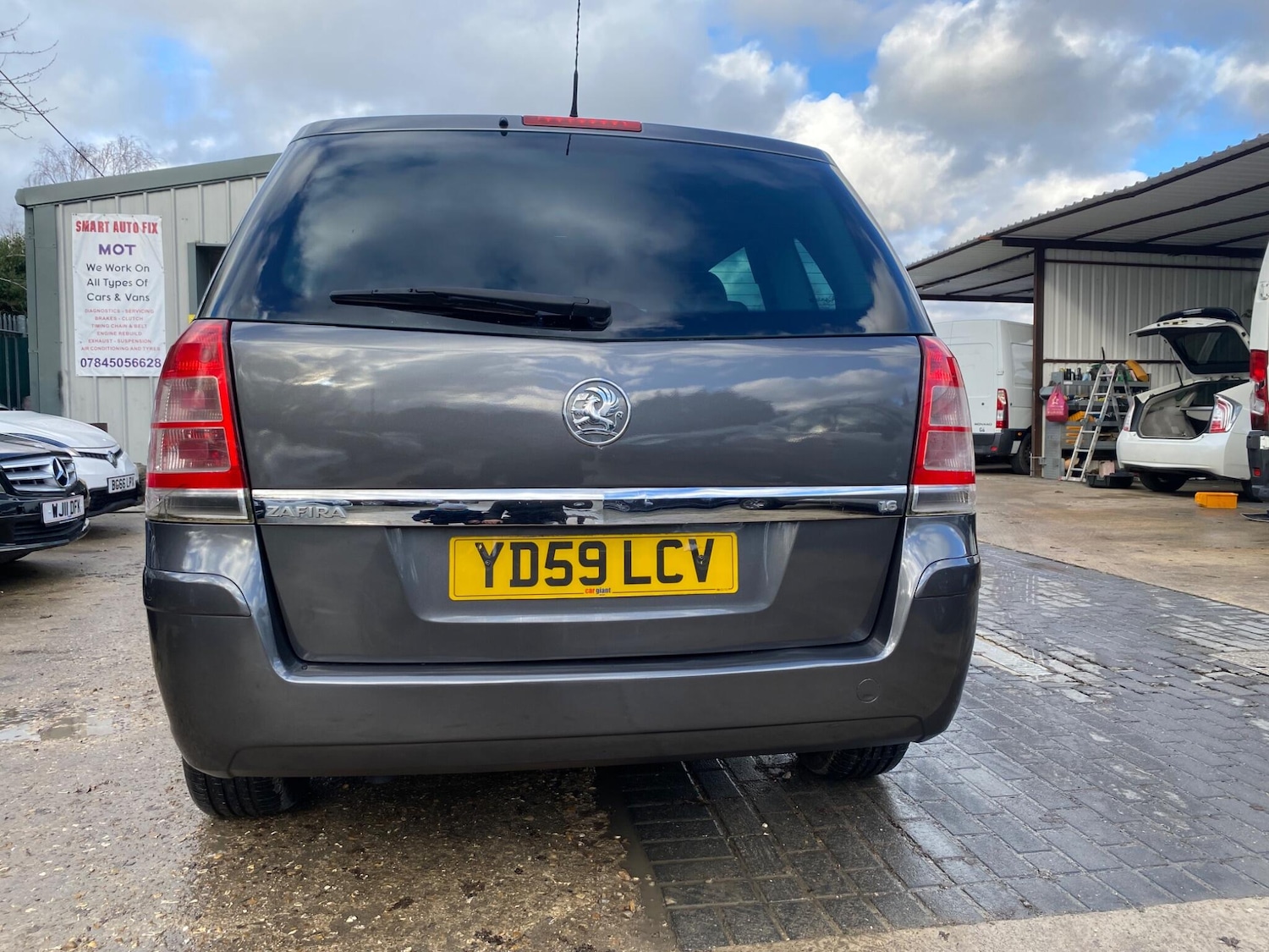 Used Vauxhall Zafira 2009 for sale - 77396136: Photo 13