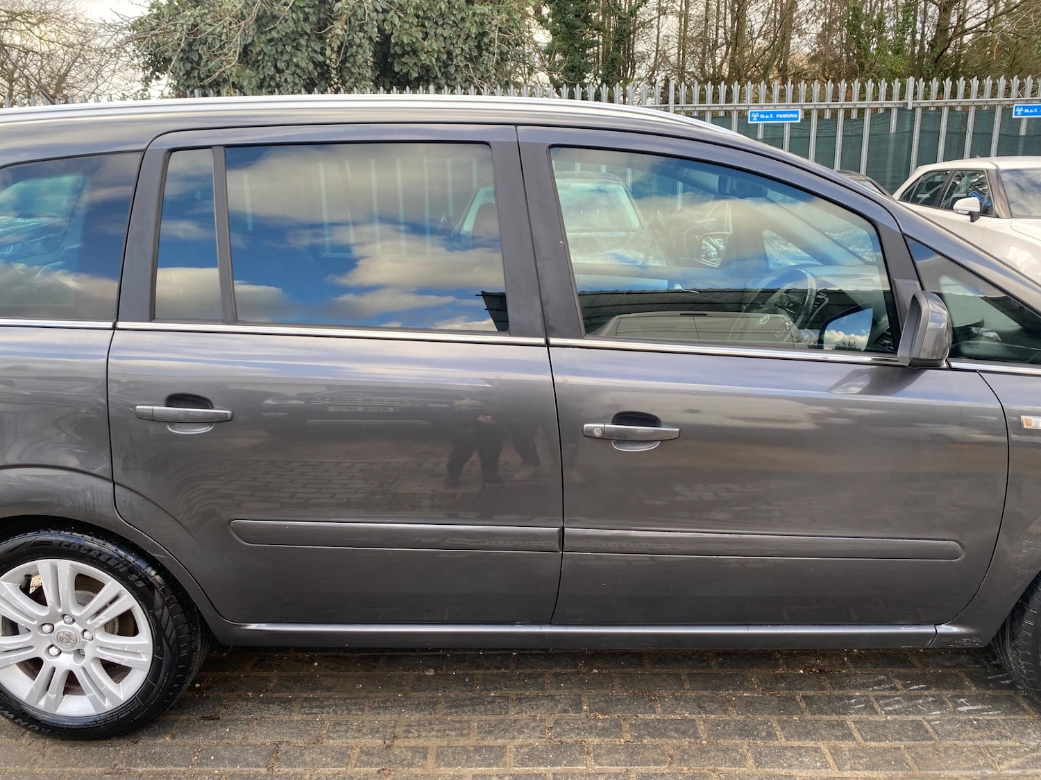 Used Vauxhall Zafira 2009 for sale - 77396136: Photo 14