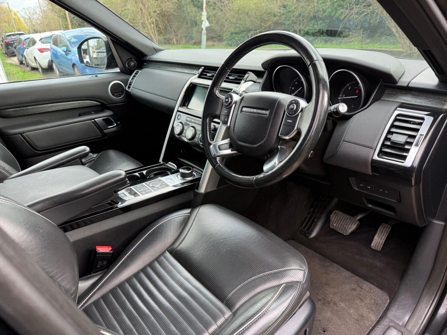 Used Land Rover Discovery 2017 for sale - 77838540: Photo 14