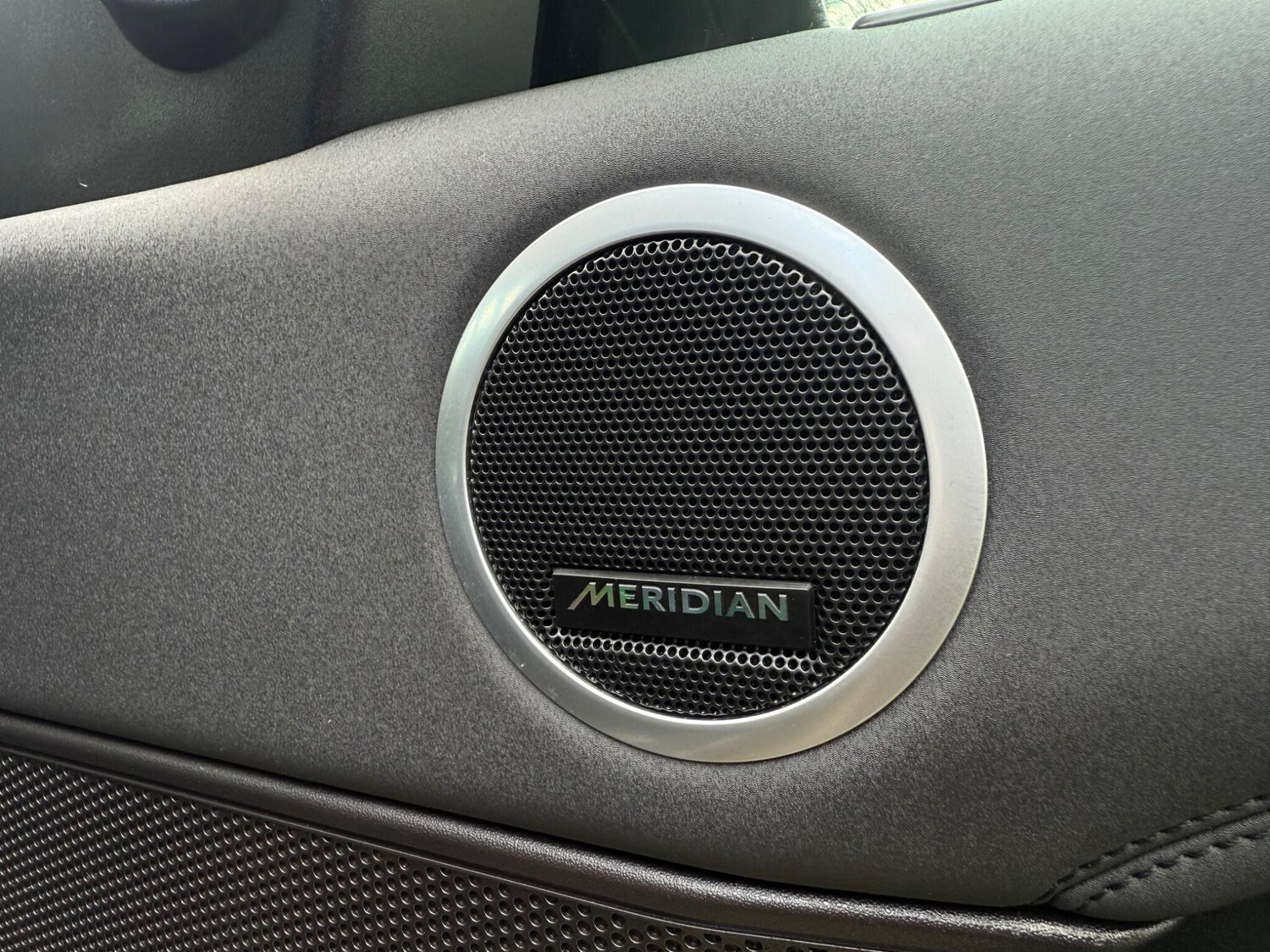 Used Land Rover Discovery 2017 for sale - 77838540: Photo 21