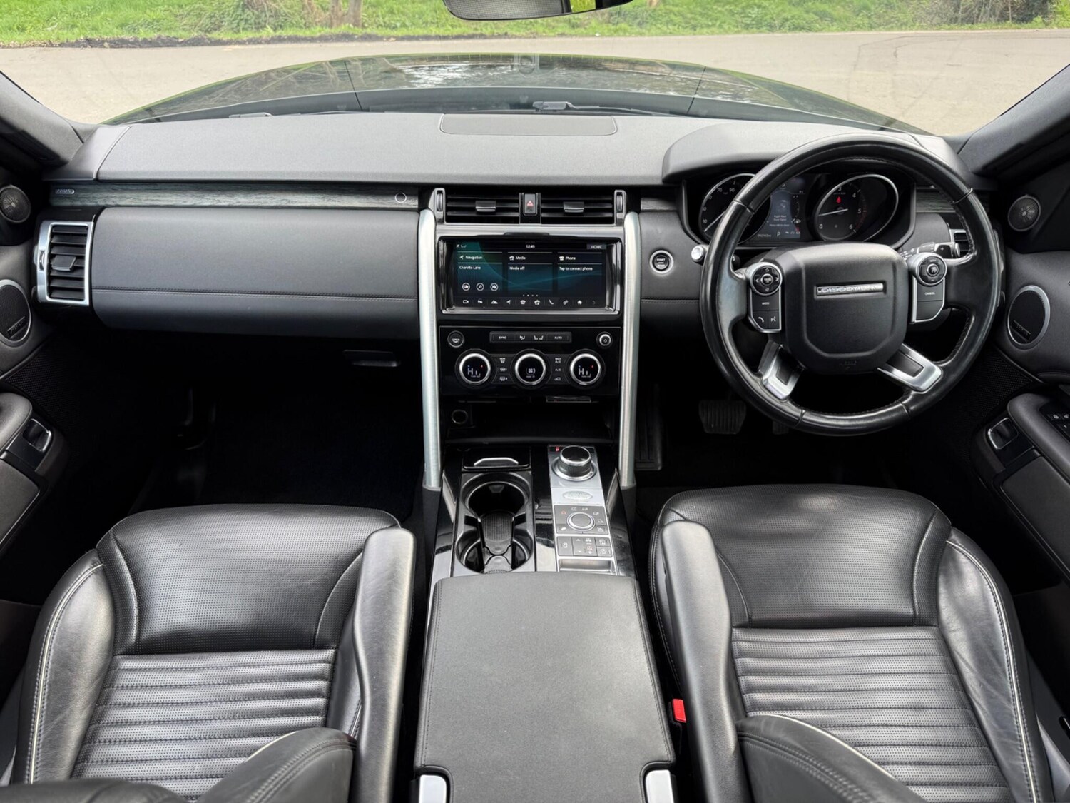 Used Land Rover Discovery 2017 for sale - 77838540: Photo 26