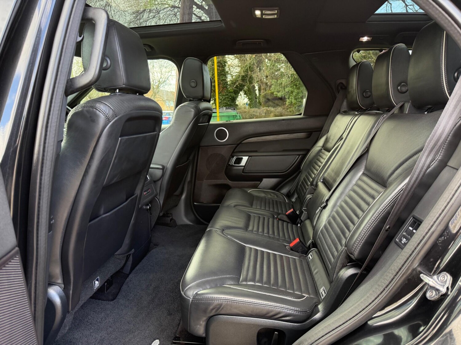 Used Land Rover Discovery 2017 for sale - 77838540: Photo 34