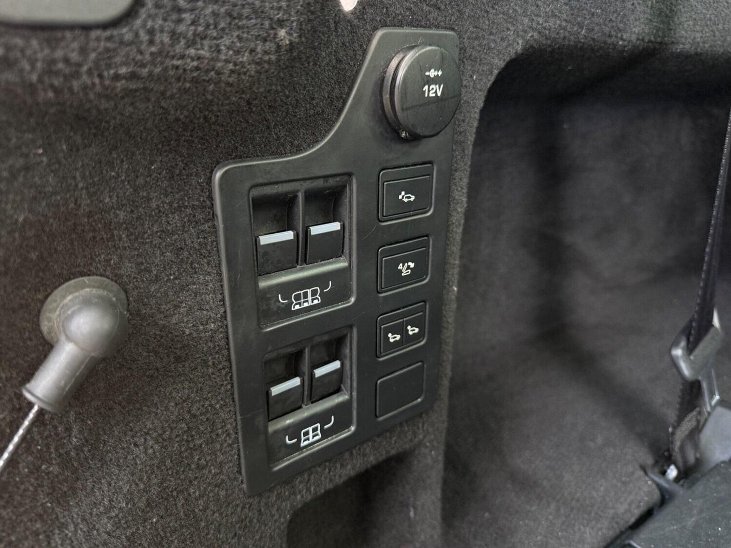 Used Land Rover Discovery 2017 for sale - 77838540: Photo 51