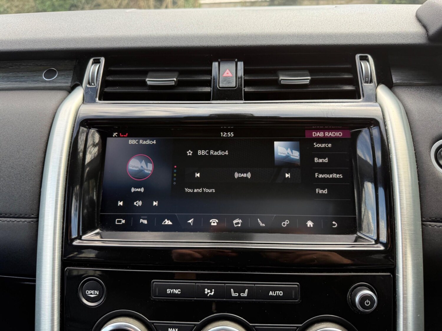 Used Land Rover Discovery 2017 for sale - 77838540: Photo 66