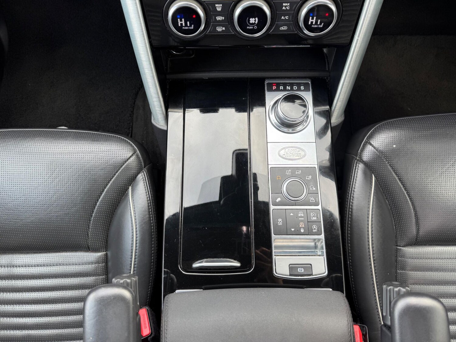 Used Land Rover Discovery 2017 for sale - 77838540: Photo 72