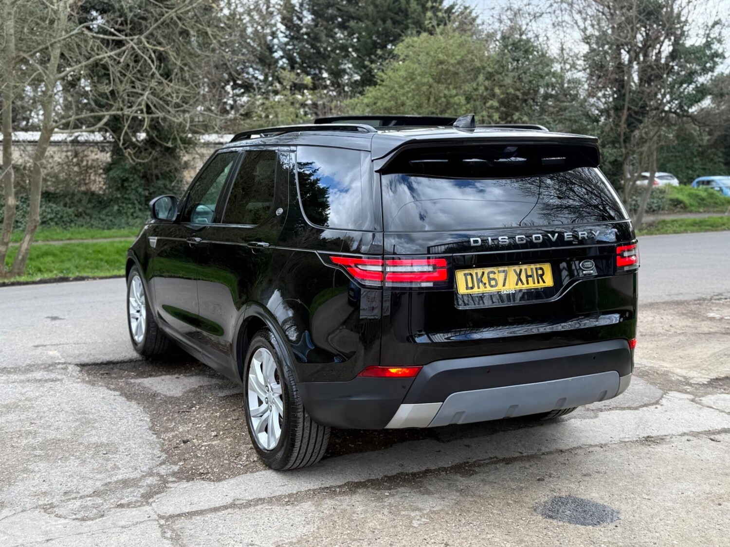 Used Land Rover Discovery 2017 for sale - 77838540: Photo 76