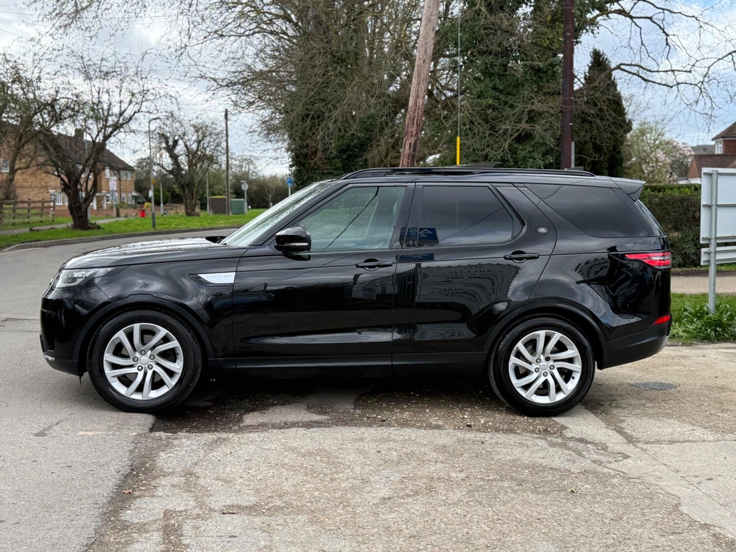 Used Land Rover Discovery 2017 for sale - 77838540: Photo 77