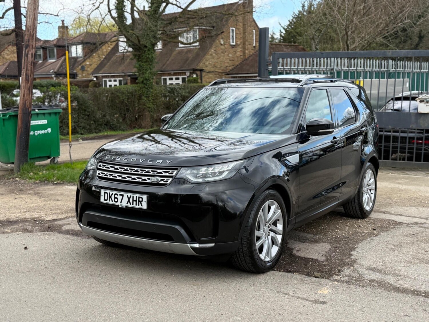 Used Land Rover Discovery 2017 for sale - 77838540: Photo 78