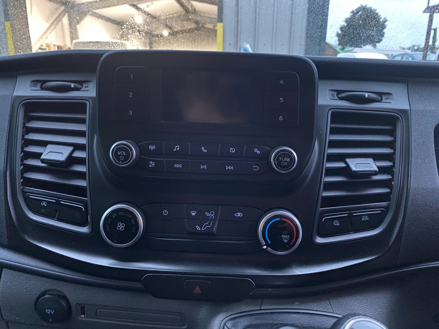 Vehicle 29
