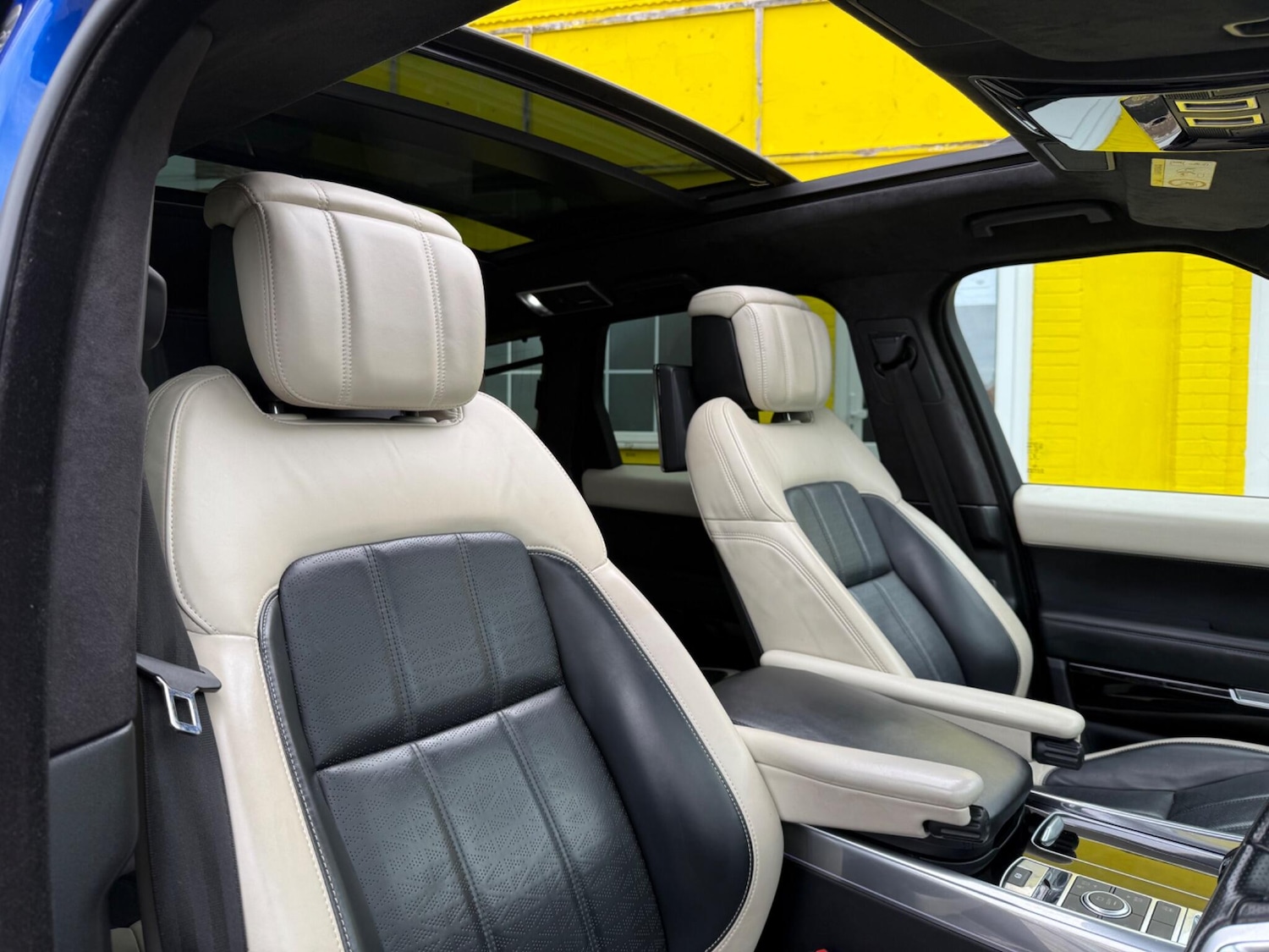 Used Land Rover Range Rover Sport for sale - 78127394: Photo 2