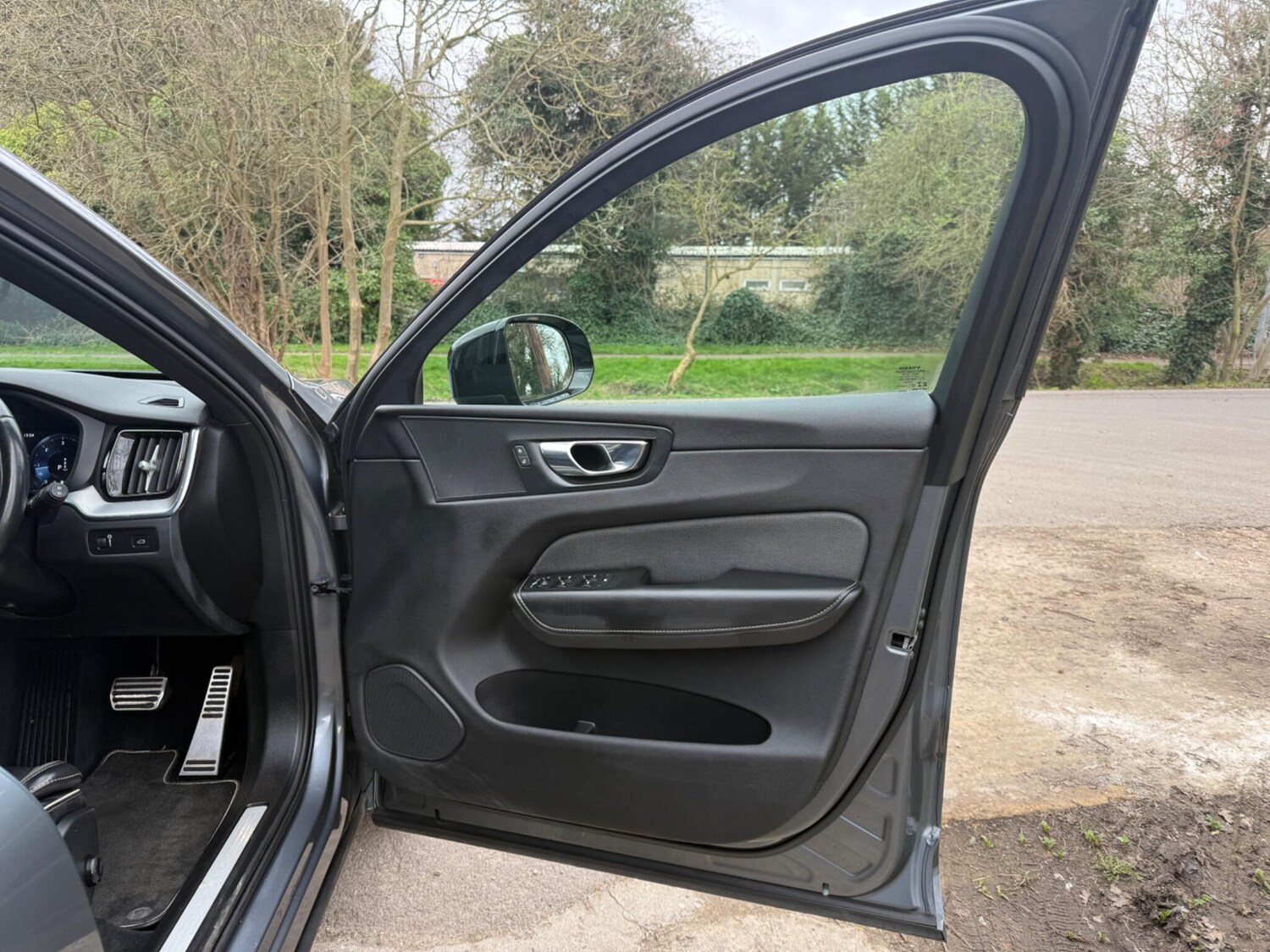 Used Volvo XC60 for sale - 77683118: Photo 35