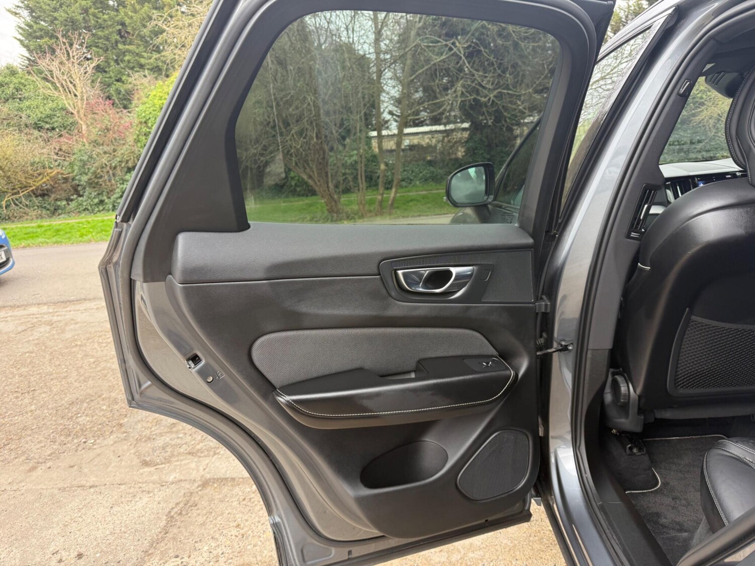 Used Volvo XC60 for sale - 77683118: Photo 46