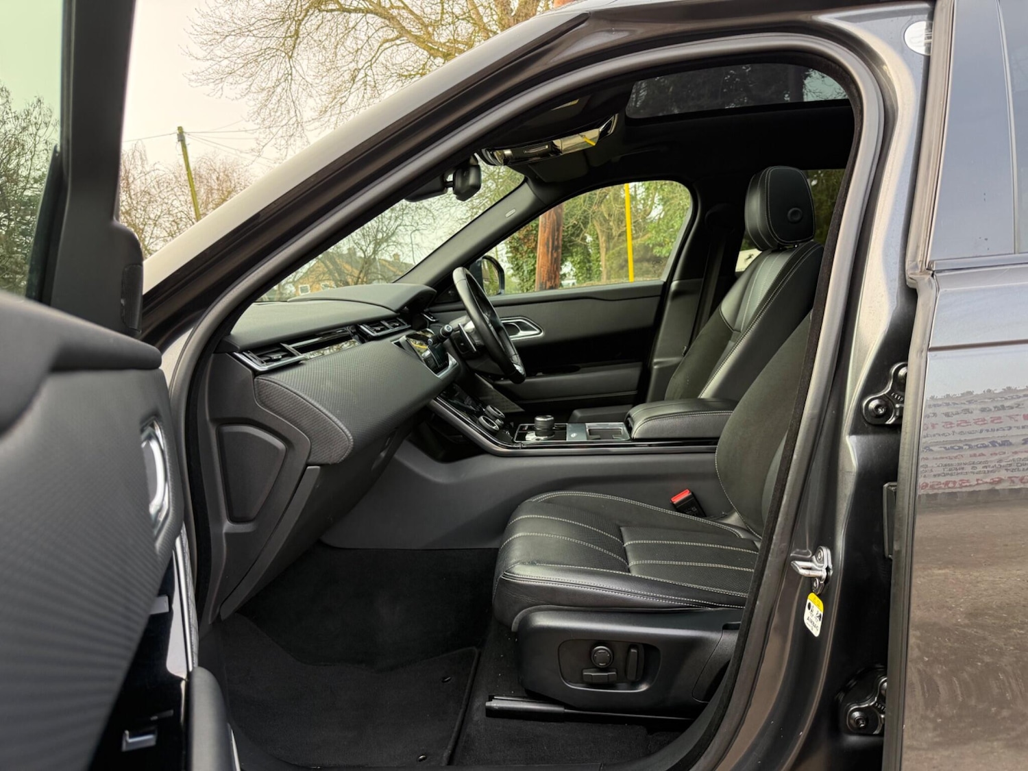 Used Land Rover Range Rover Velar 2020 for sale - 77799404: Photo 28