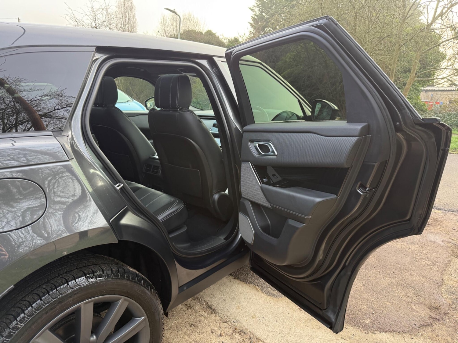 Used Land Rover Range Rover Velar 2020 for sale - 77799404: Photo 43