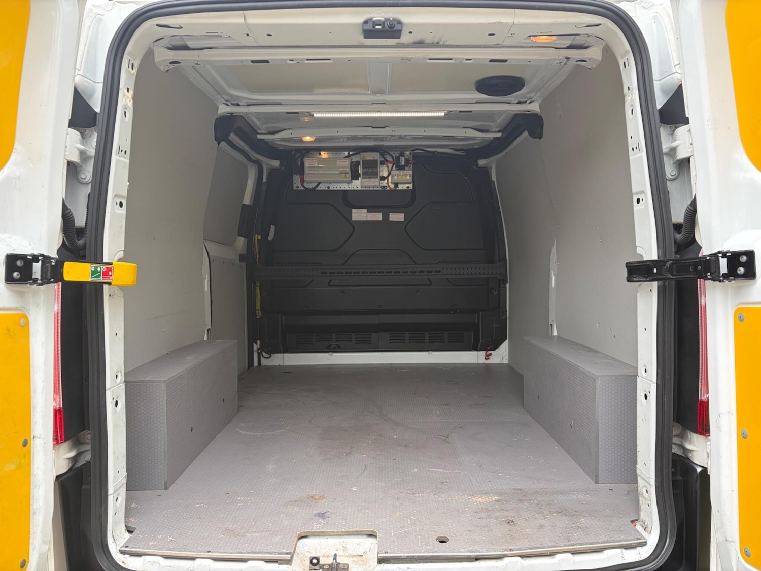 Used Ford Transit Custom for sale - 78057829: Photo 25