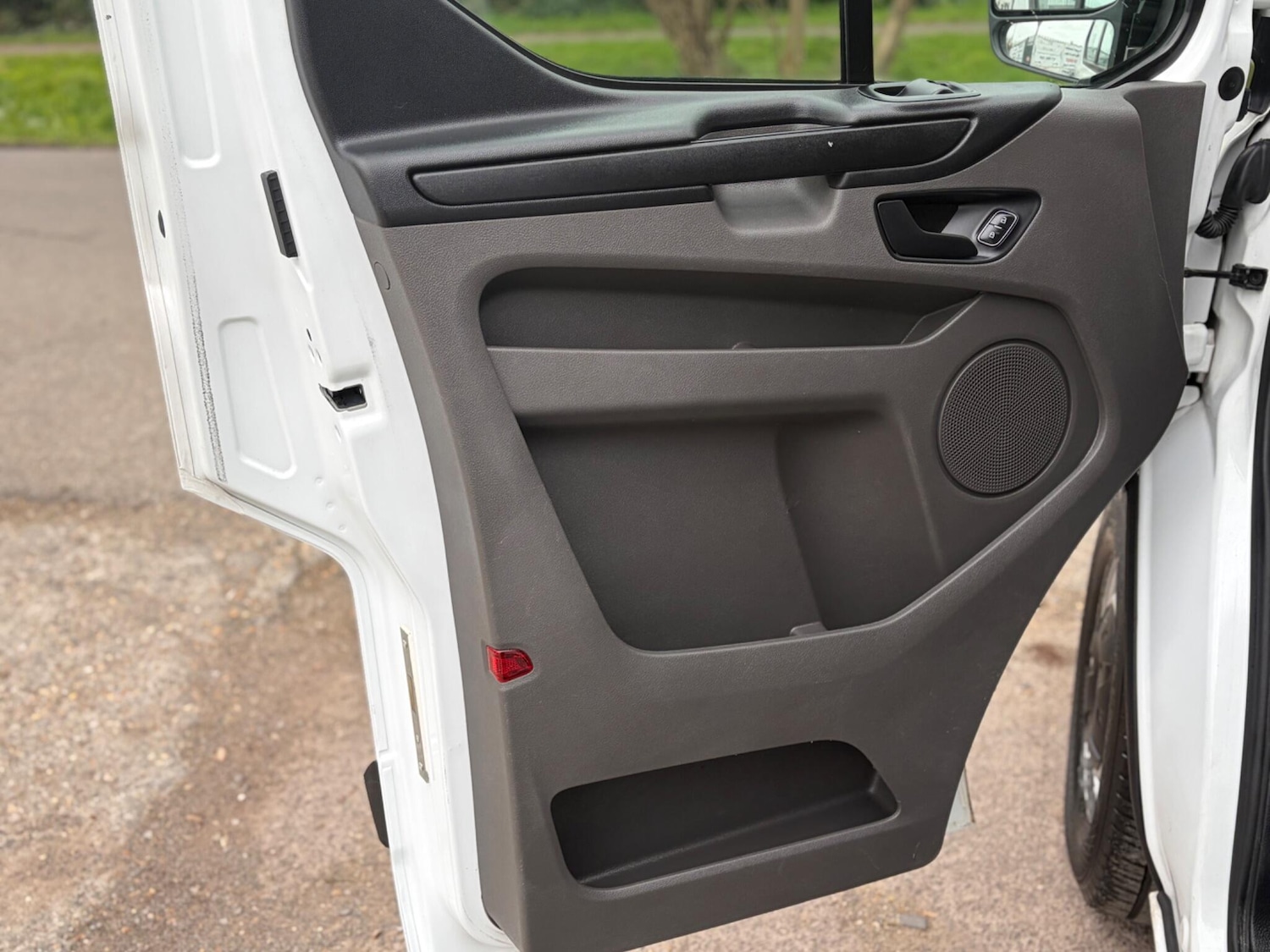 Used Ford Transit Custom for sale - 78057829: Photo 32