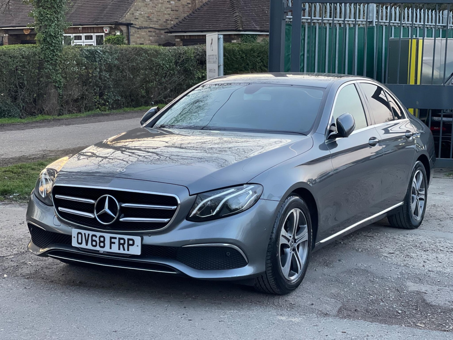 Used Mercedes-Benz E Class for sale - 77957743: Photo 11