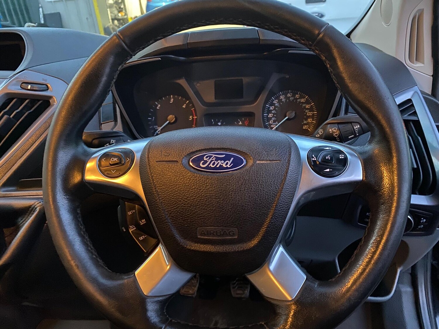 Used Ford Transit Custom 2017 for sale - 76935866: Photo 32