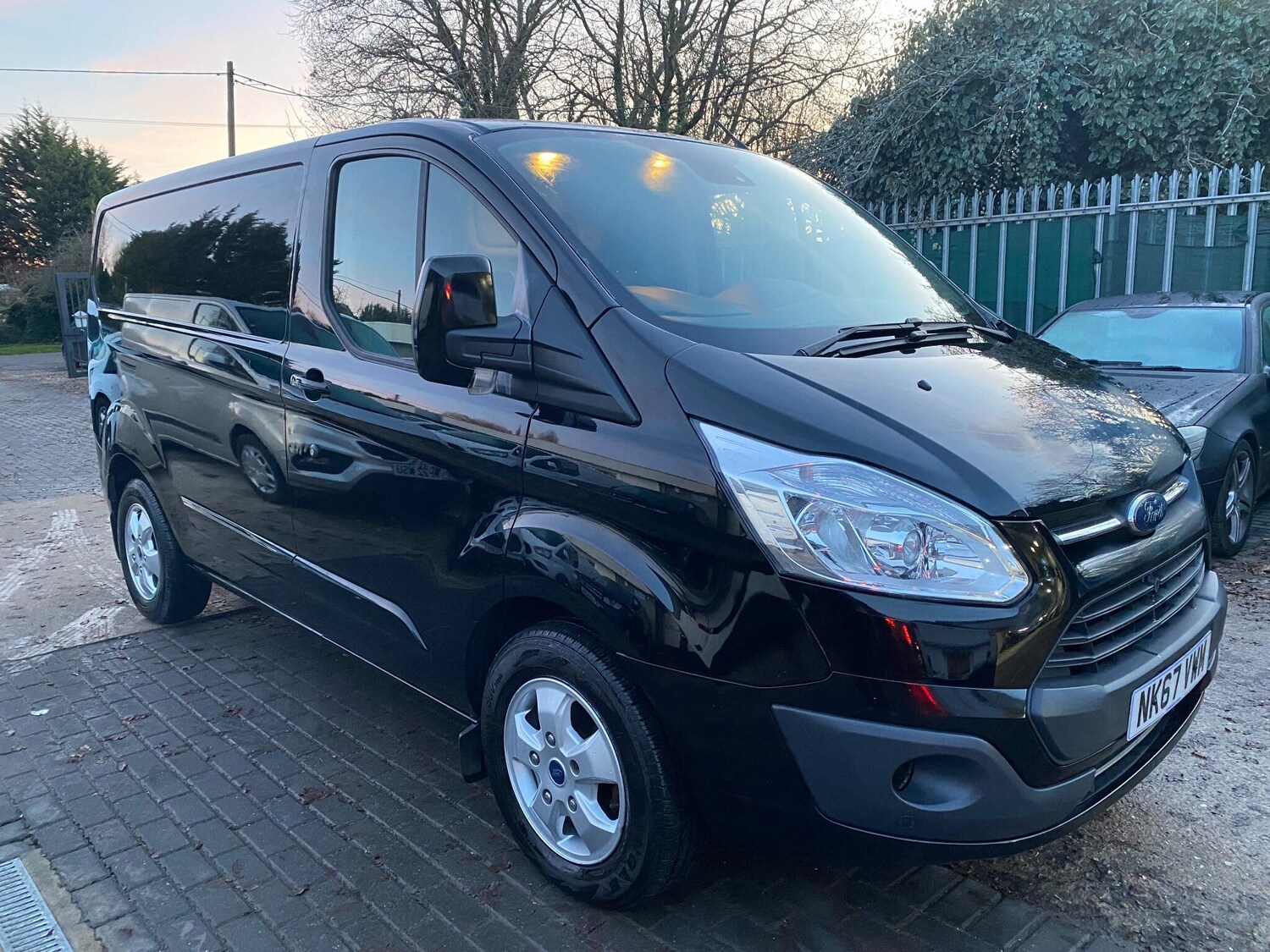 Used Ford Transit Custom 2017 for sale - 76935866: Photo 33