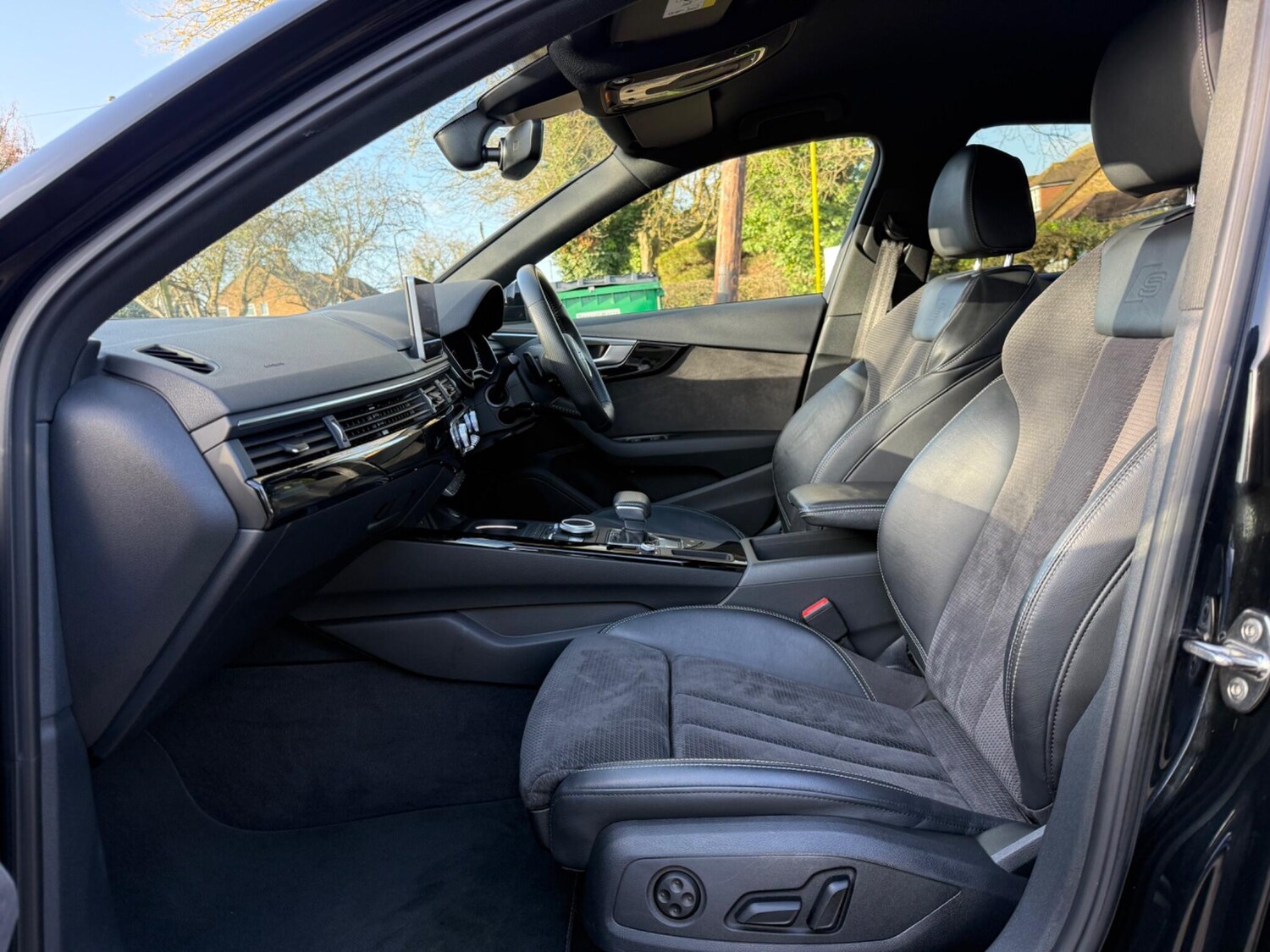 Used Audi A4 2019 for sale - 77838583: Photo 25