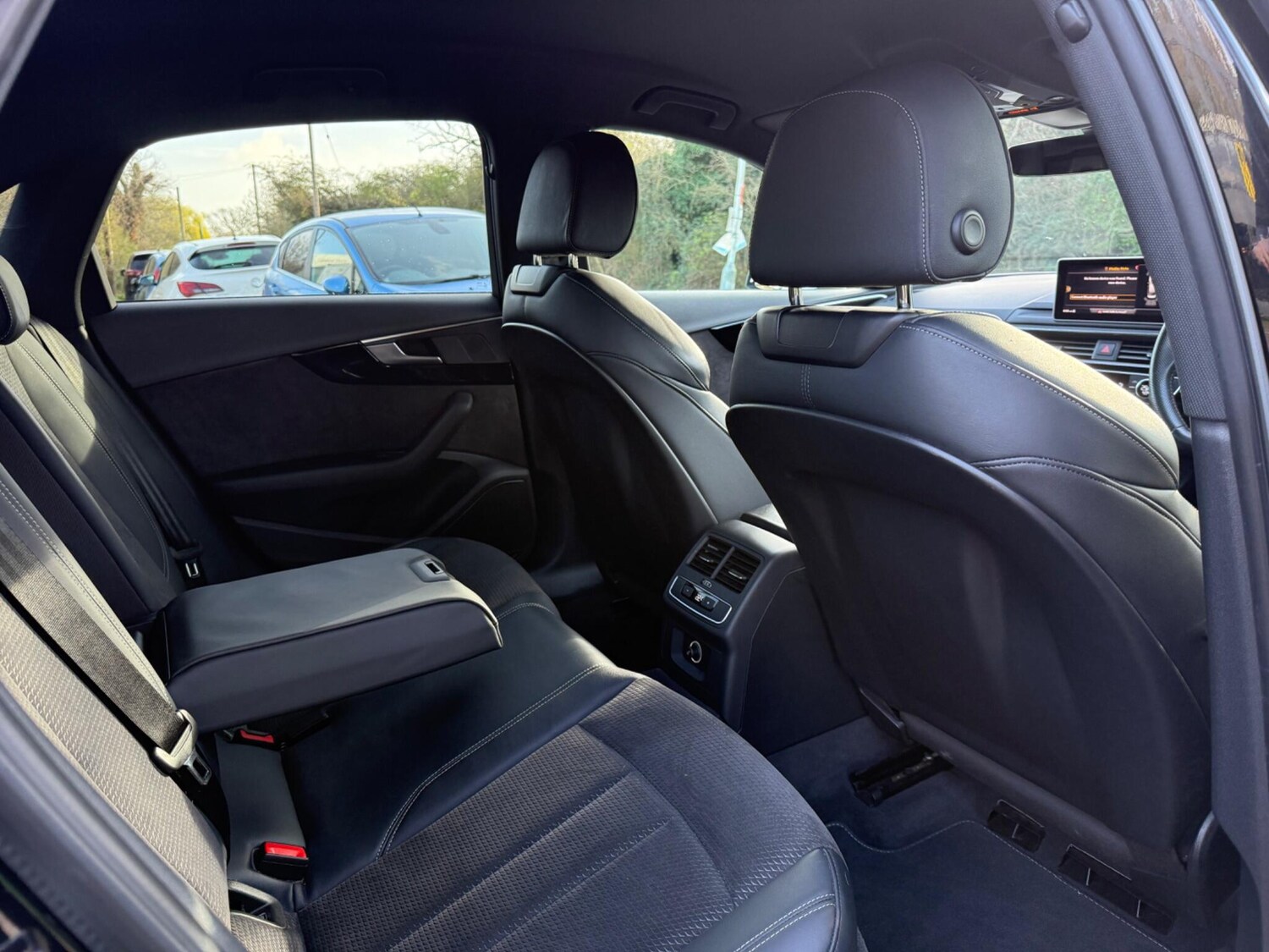 Used Audi A4 2019 for sale - 77838583: Photo 39