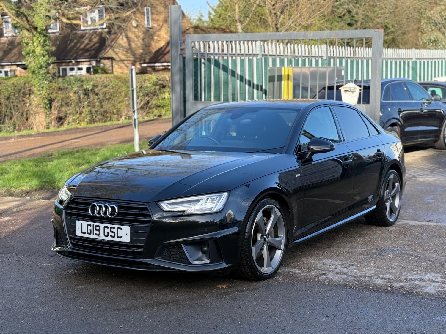 Used Audi A4 2019 for sale - 77838583: Photo 4